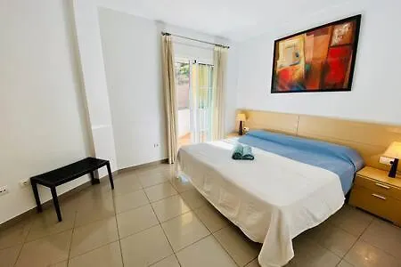 Precioso apartamento con parking en la playa de Burriana Nerja España