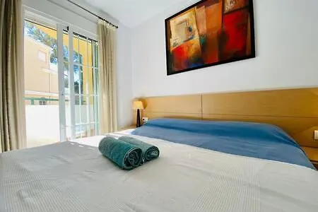 Precioso apartamento con parking en la playa de Burriana Nerja
