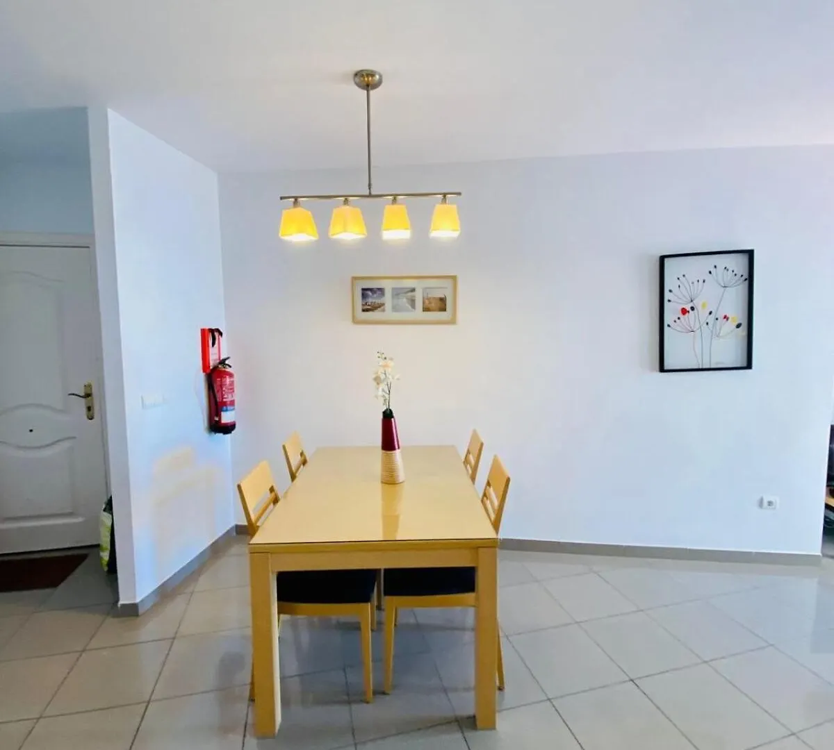 Precioso apartamento con parking en la playa de Burriana Nerja