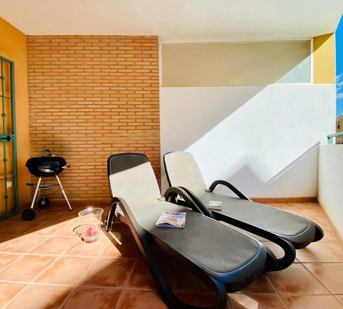 Precioso apartamento con parking en la playa de Burriana Nerja