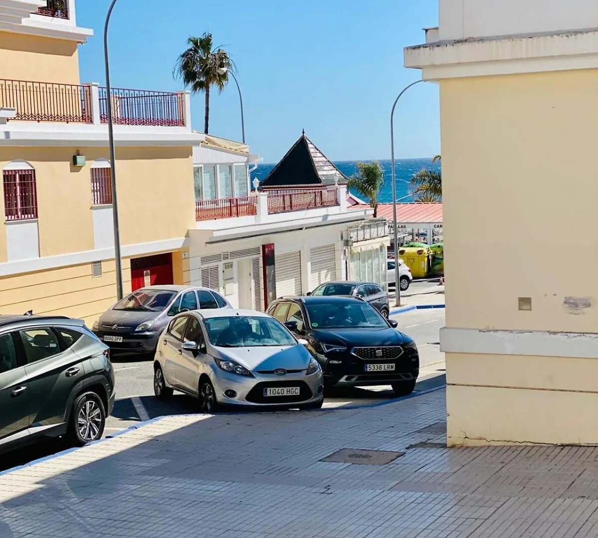 Precioso apartamento con parking en la playa de Burriana Nerja España
